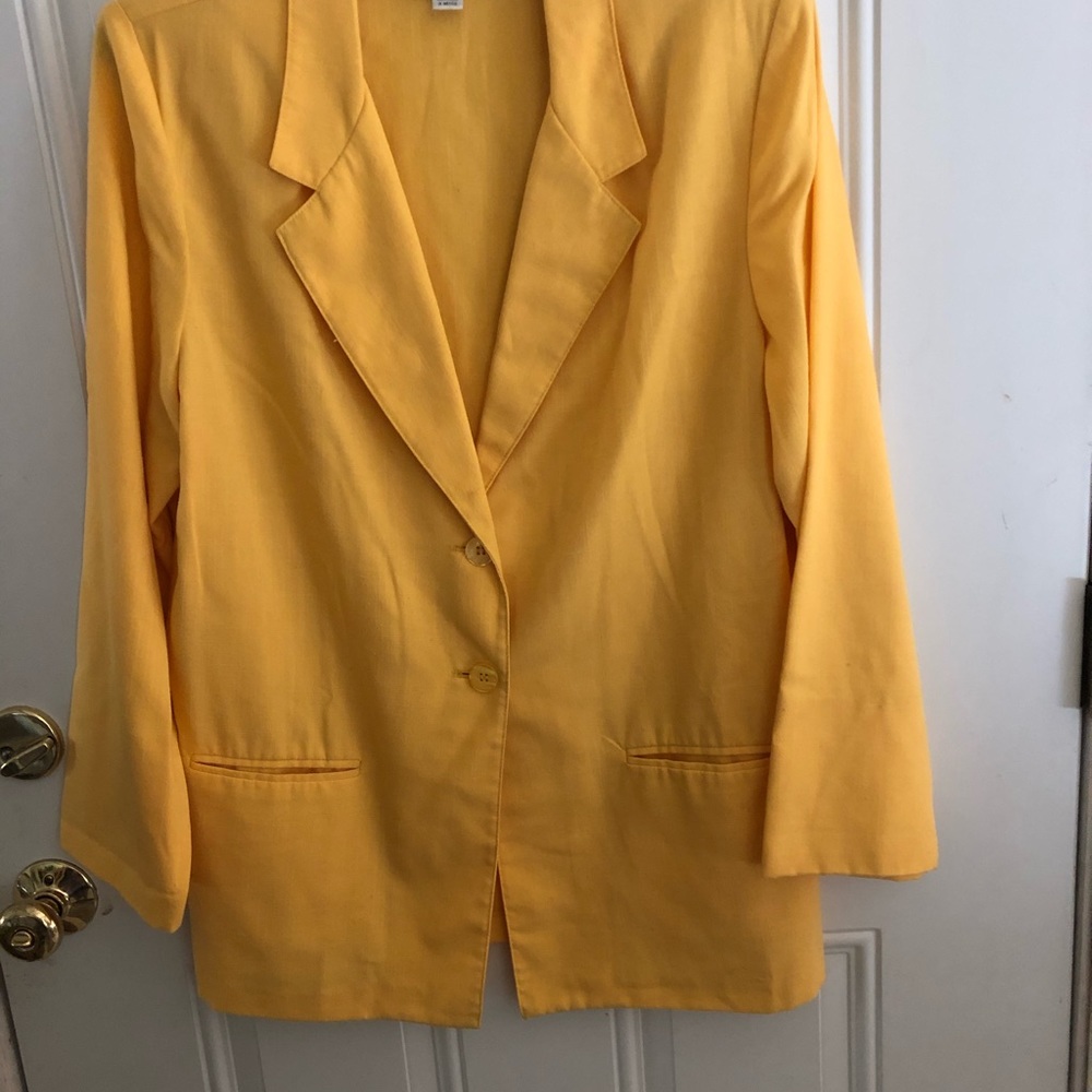 Yellow jacket.